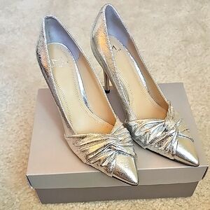 Marc Fisher Silver Heels Glamorous Design Size 6 Nwt